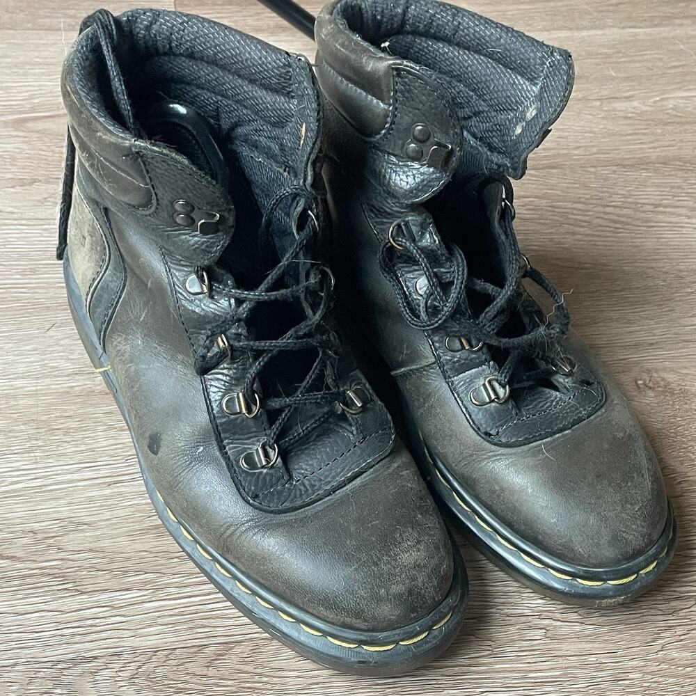 Vintage 80s 90s Dr Martens AirWair Made in England Boots 8 Hiking Grunge